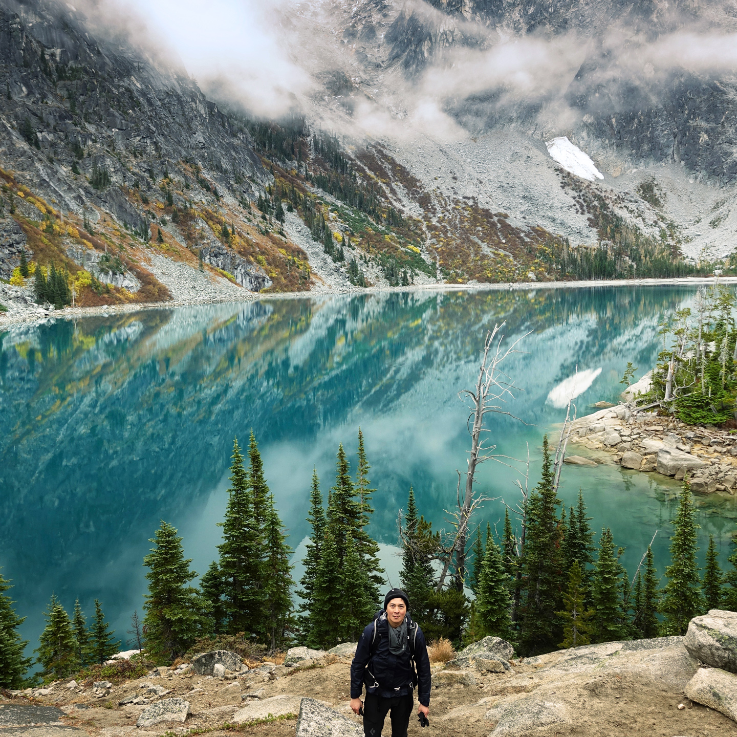 Camping near outlet colchuck lake