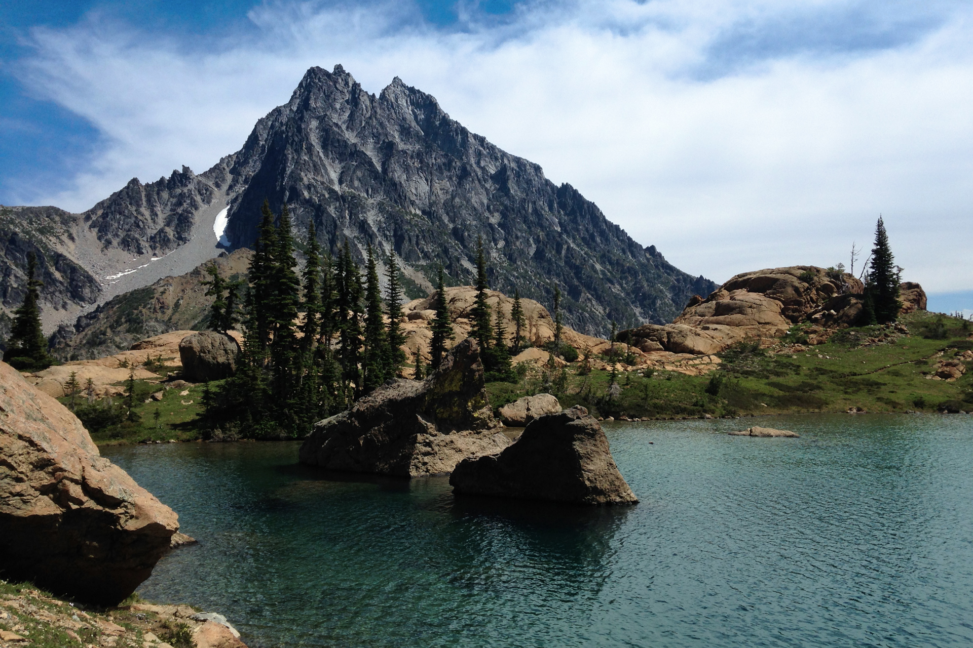 are dogs allowed at ingalls lake