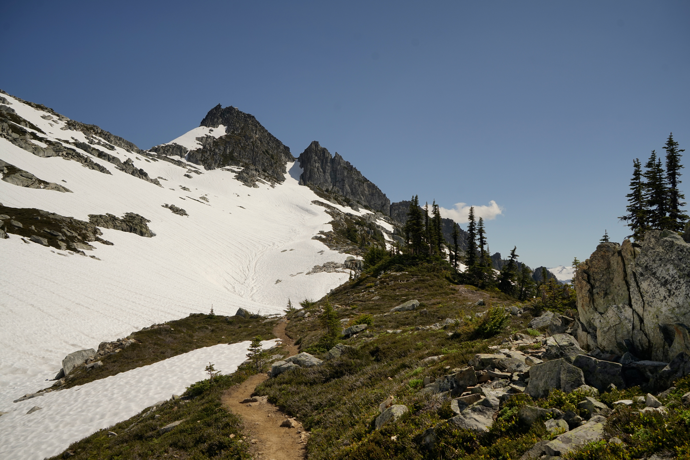 WanderingAway.com : Hiking Hidden Lake Fire Lookout