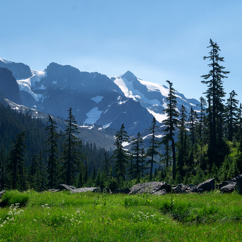 WanderingAway.com : Hiking Lake Ann (Mt. Baker Wilderness)